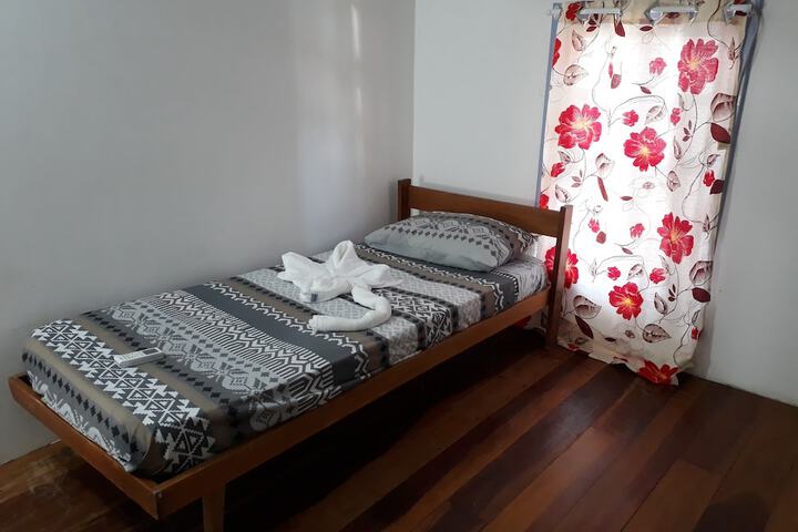 Room 9 of 22