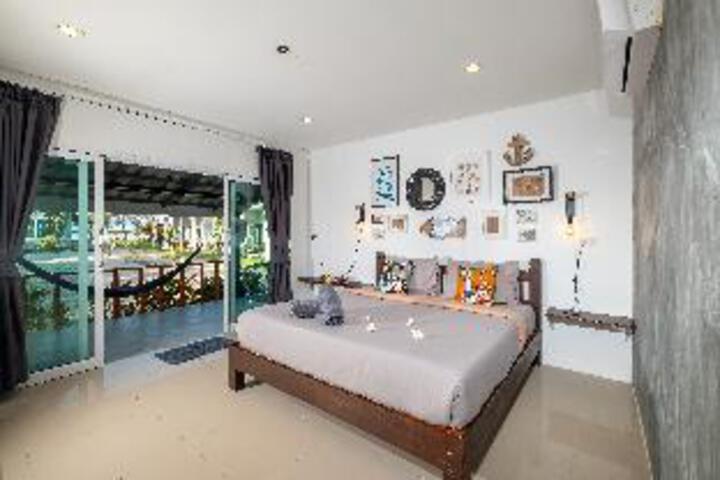 Room 21 of 23