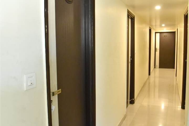 Hotel Interior 4 of 22