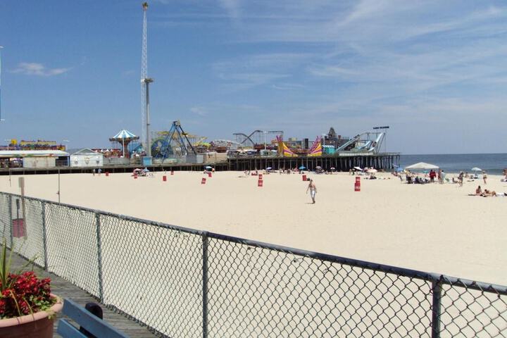 Beach 25 of 36