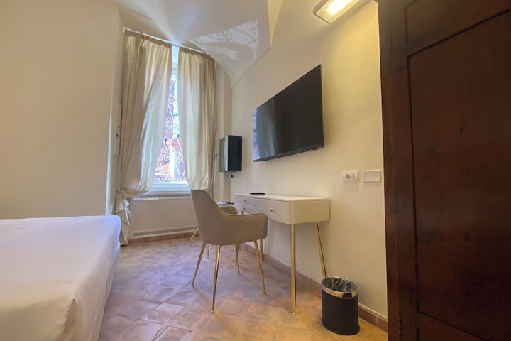 Room 97 of 180