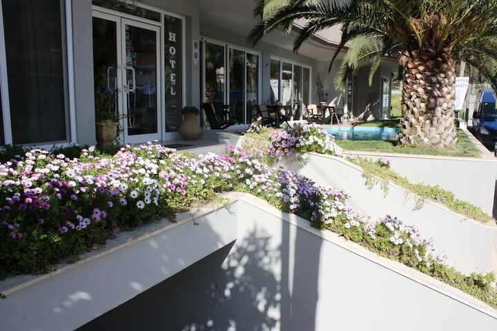 Terrace/Patio 65 of 67