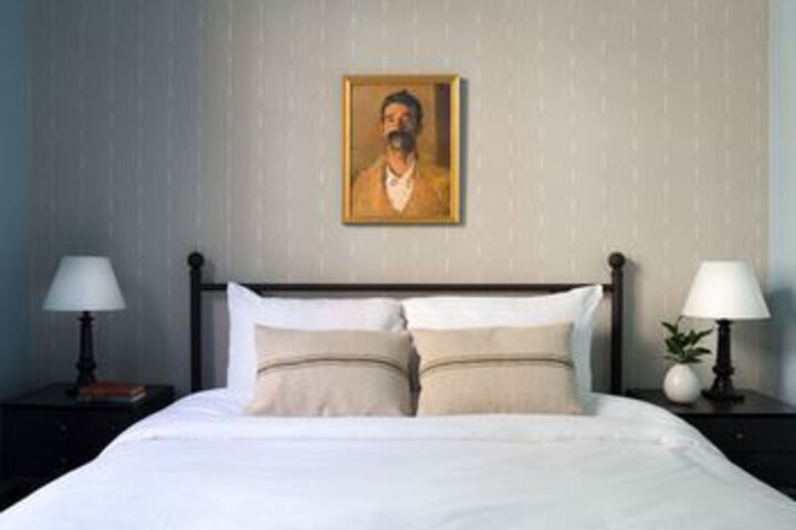 Room 21 of 48