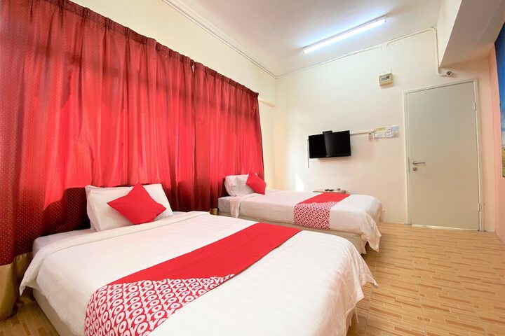 Room 27 of 53