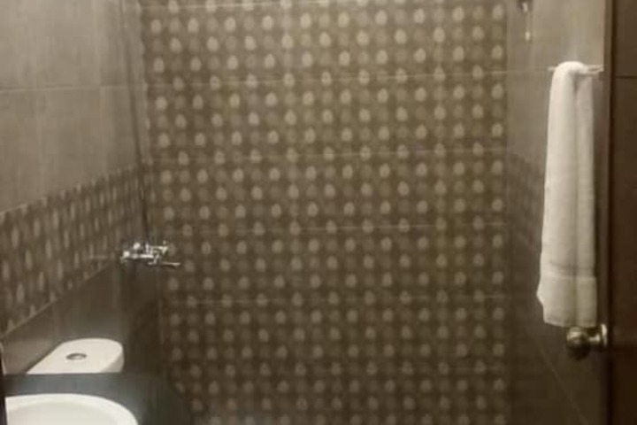 Room 16 of 20