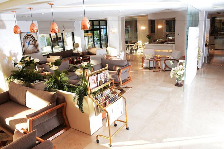 Hotel Interior 5 of 37