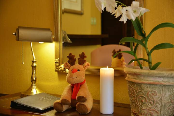 Room 15 of 46