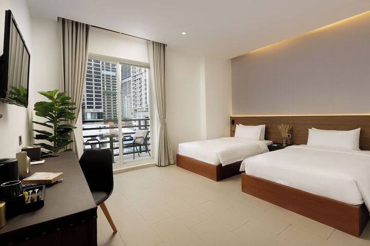 Room 55 of 96