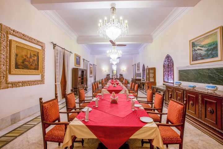 Dining 104 of 135