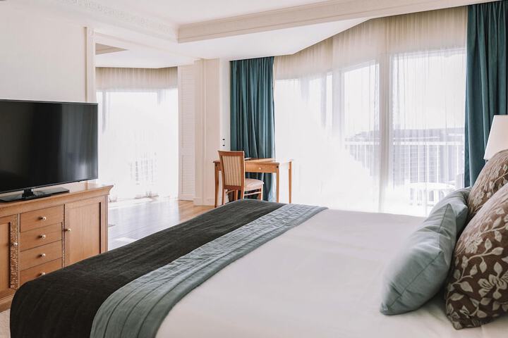 Room 55 of 161