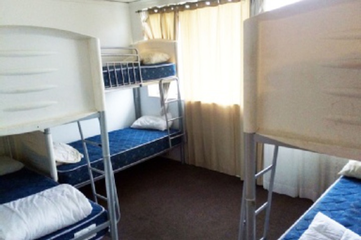 Room 166 of 192