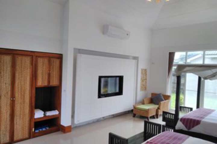 Room 68 of 80