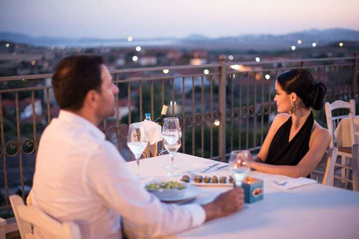 Dining 59 of 66