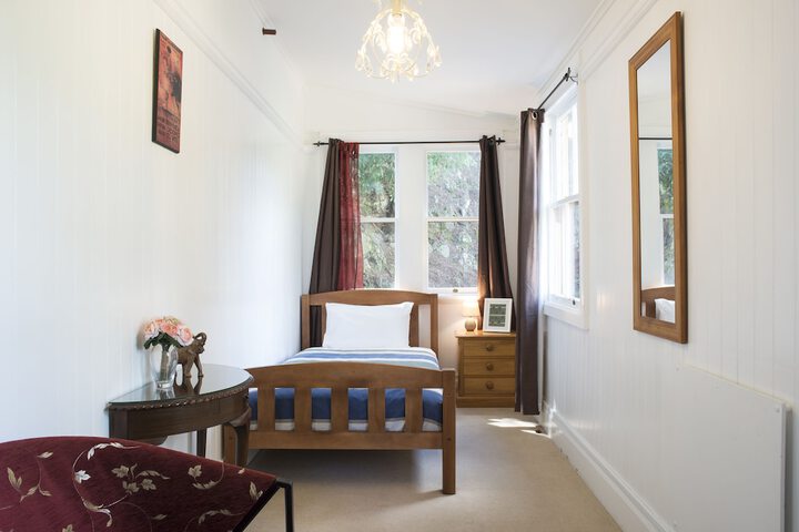 Room 16 of 39