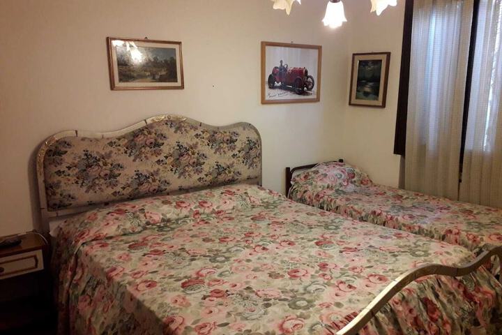 Room 38 of 153