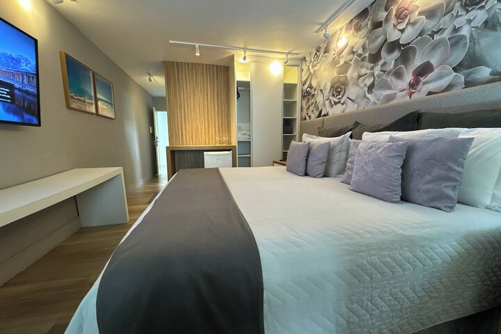 Room 12 of 40