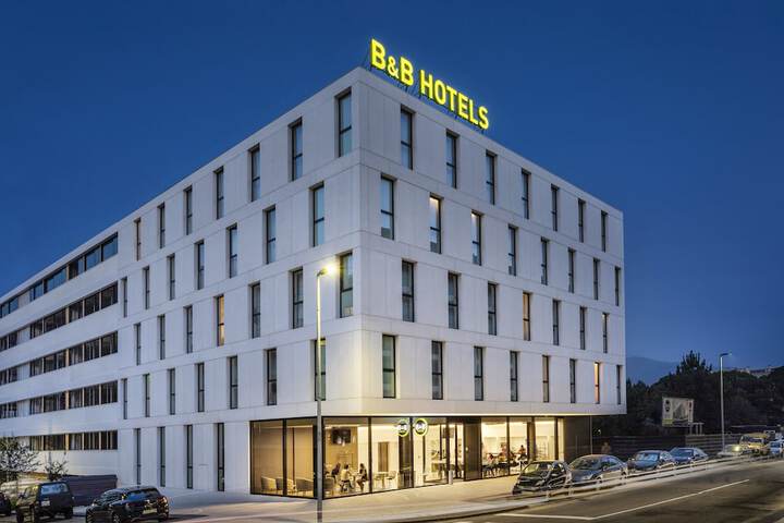 B & B Hotel Santo Tirso in Santo Tirso