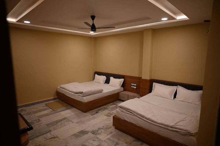 Room 5 of 36