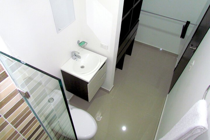 Room 12 of 22