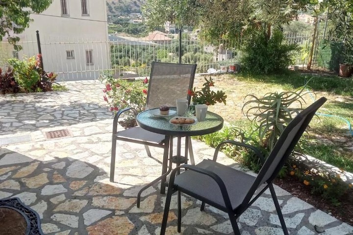 Terrace/Patio 9 of 14