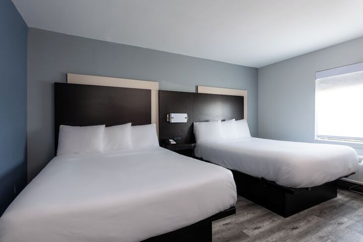 Room 14 of 20