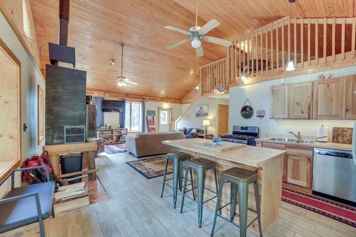 Paradise Cottage: Trail Access Nearby