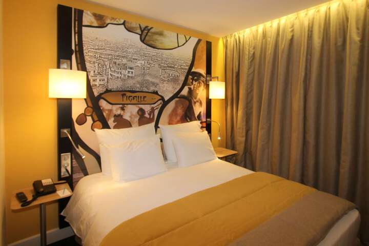Room amenity