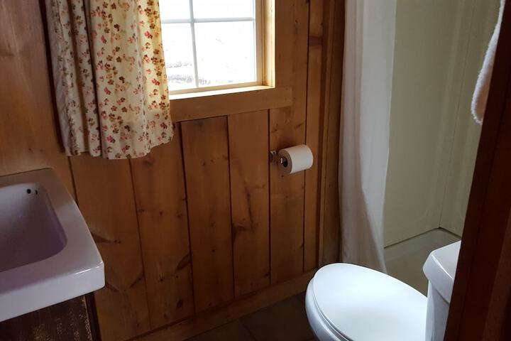 Room 6 of 155