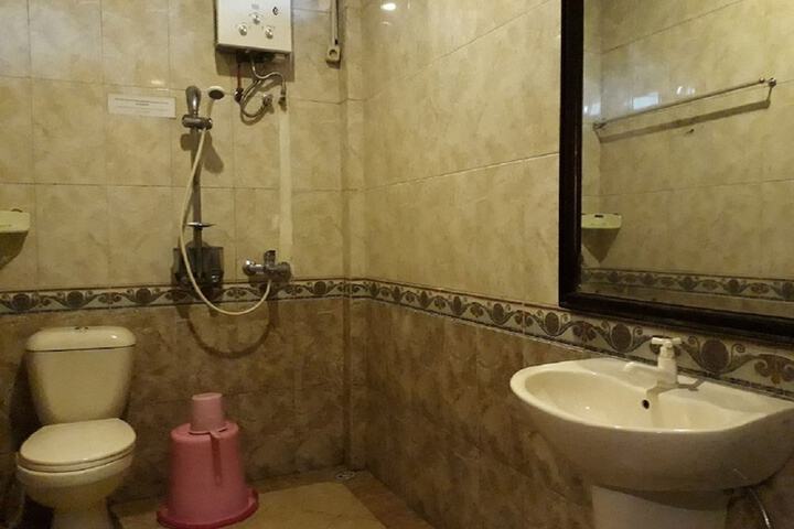 Clean Restrooms