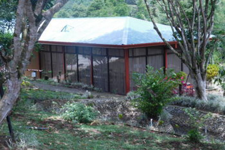 Room 3 of 84