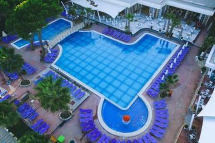 Fafa Hotel