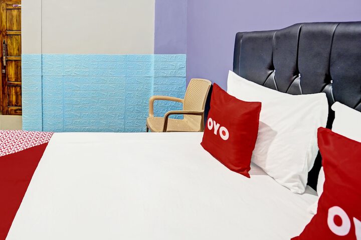 Room 8 of 20