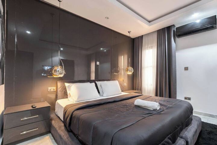 Room 7 of 22