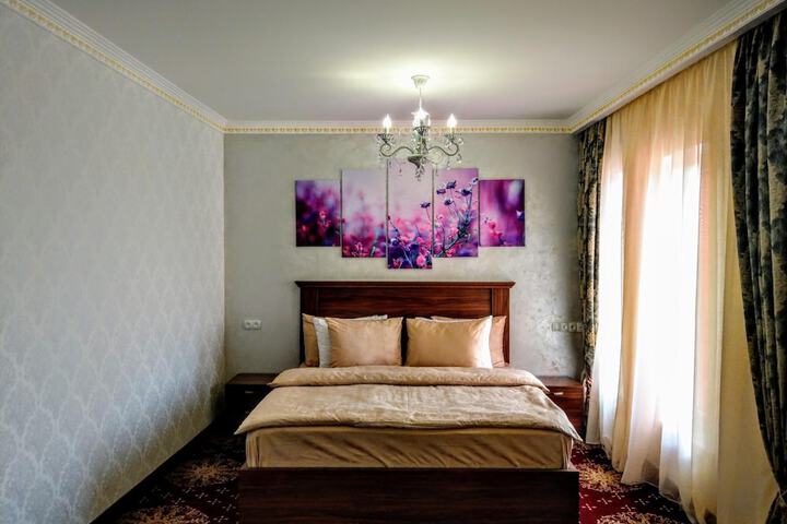Room 15 of 32