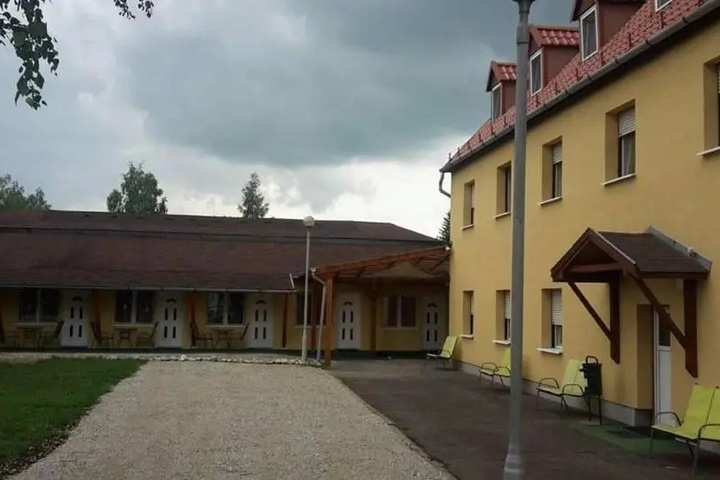 Fenyo Panzió