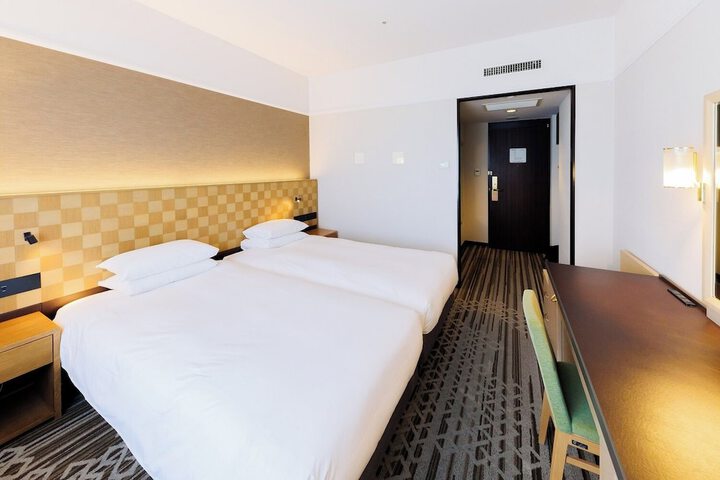 Room 13 of 41