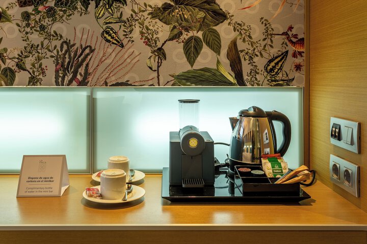 Breakfast/Coffee Service 13 of 49