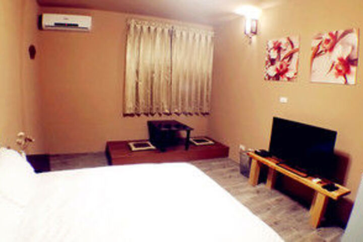 Room 29 of 48