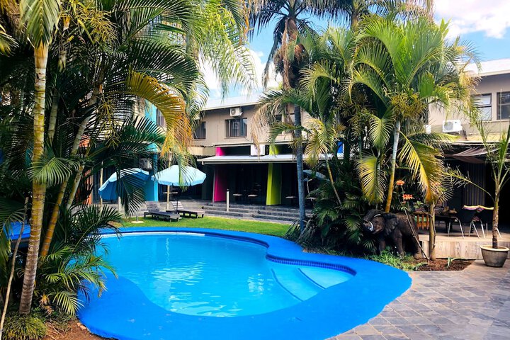 Pool 199 of 241