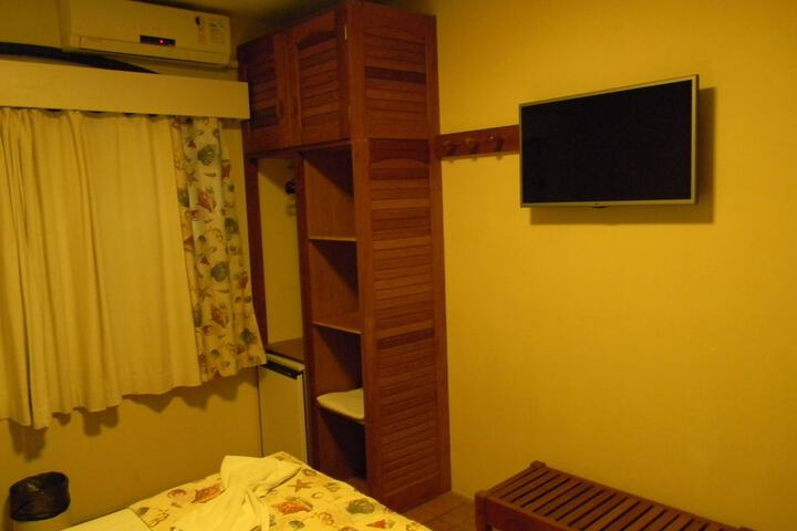 Room 12 of 72
