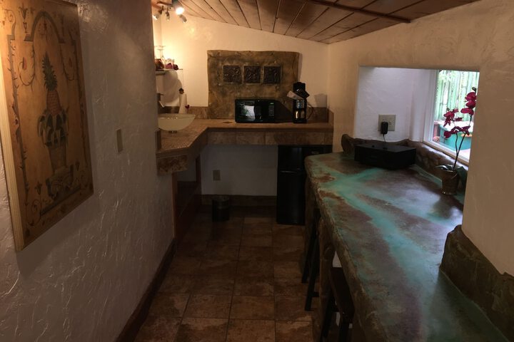 Room 16 of 97
