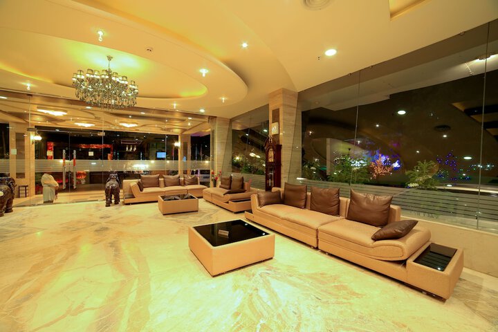Lobby Entry