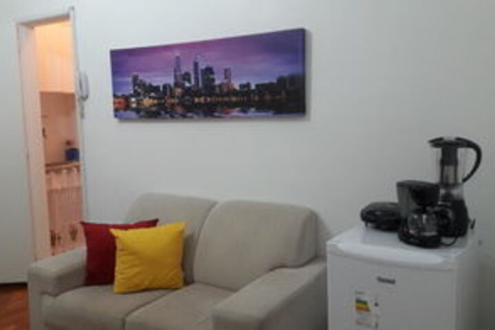 Room 9 of 34