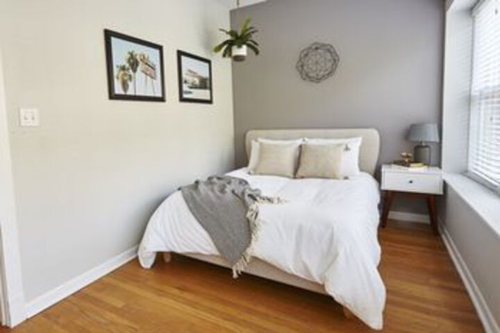 Room 6 of 22
