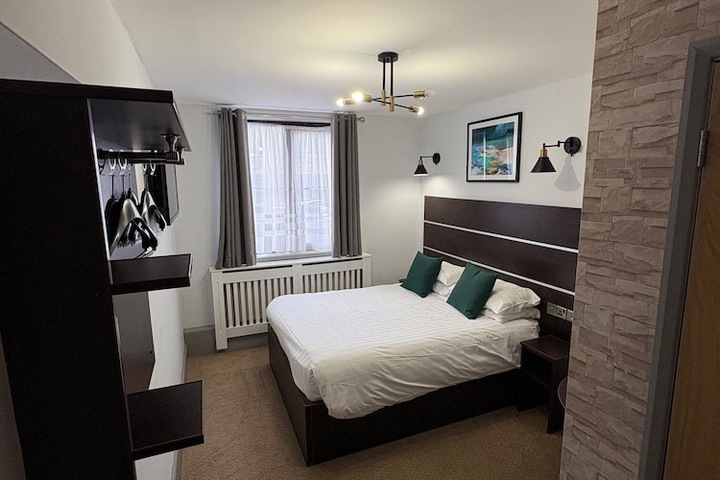 Room 20 of 86