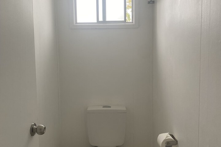 Room 48 of 193