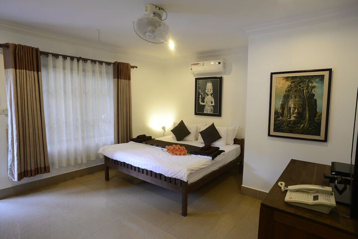 Room 20 of 83