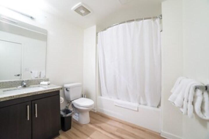 Room 3 of 11