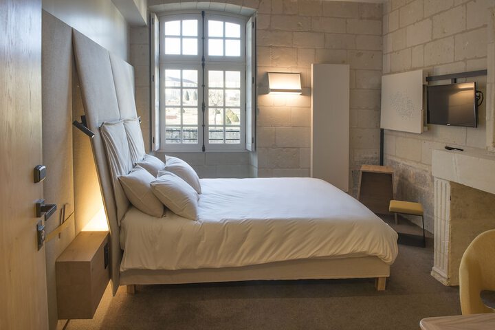Room 5 of 49