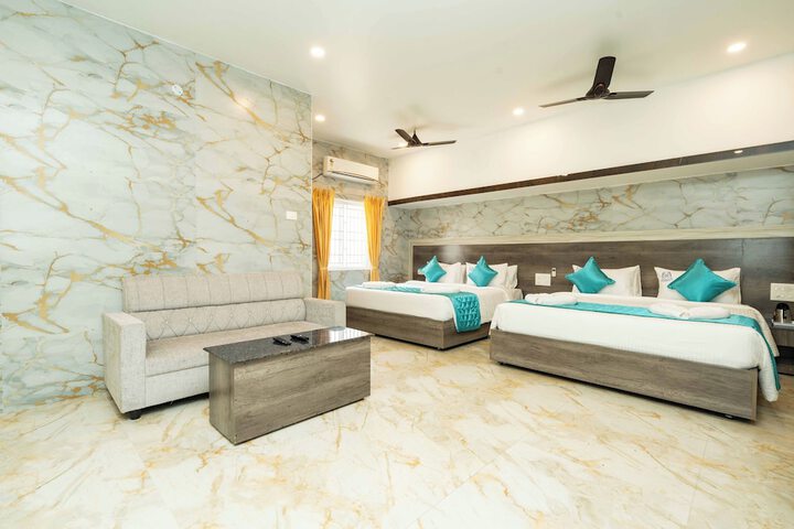 Room 5 of 13